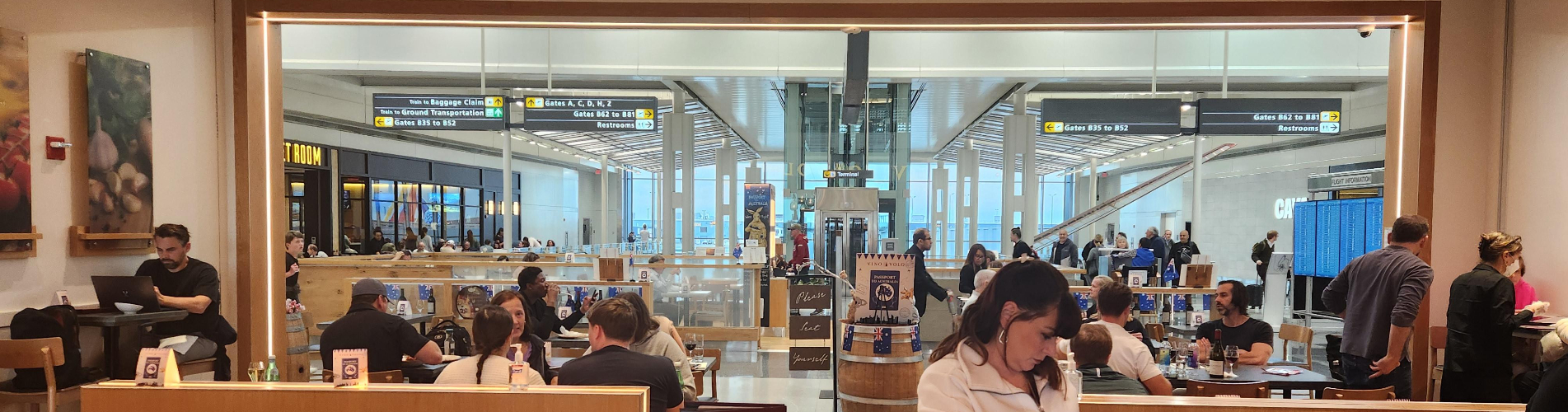 Vino Volo (Terminal B, Gate B 63)