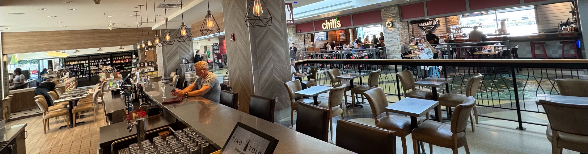 Vino Volo (Terminal C, Gate C17)