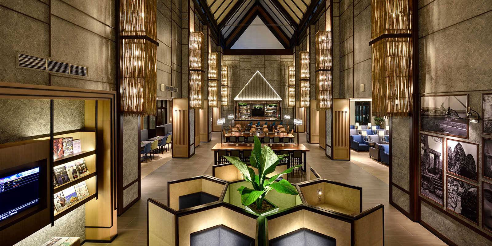 Plaza Premium Lounge (International Departures)