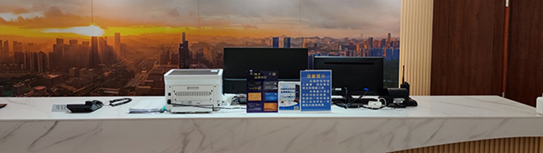 贵阳北站商务座东厅 (国内出发大厅)