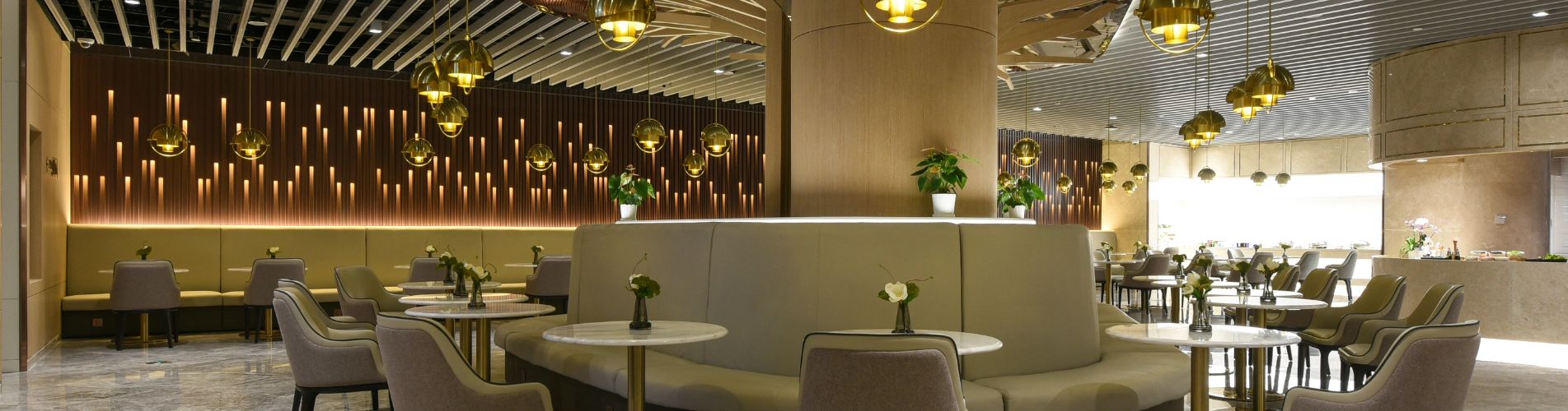 No. 135 VIP Lounge (International Departure, Satellite Terminal 1)