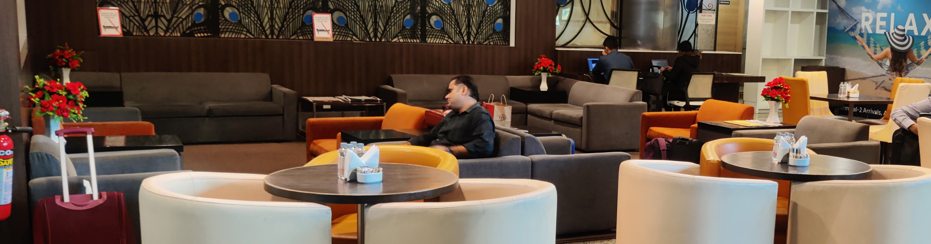 Airport lounge 2025 seating