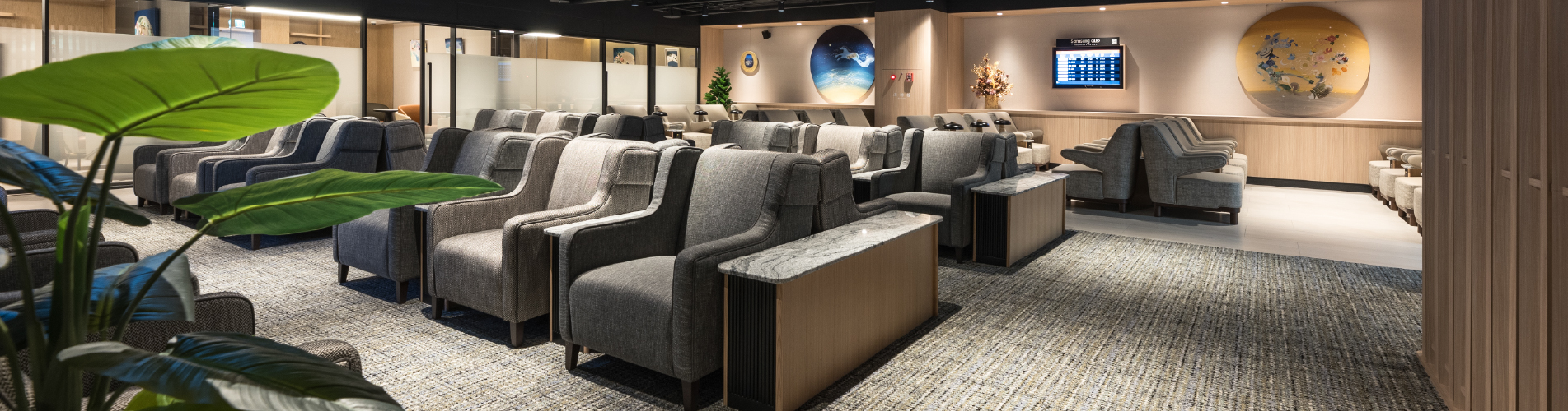 Plaza Premium Lounge (International Departures, Terminal 1)