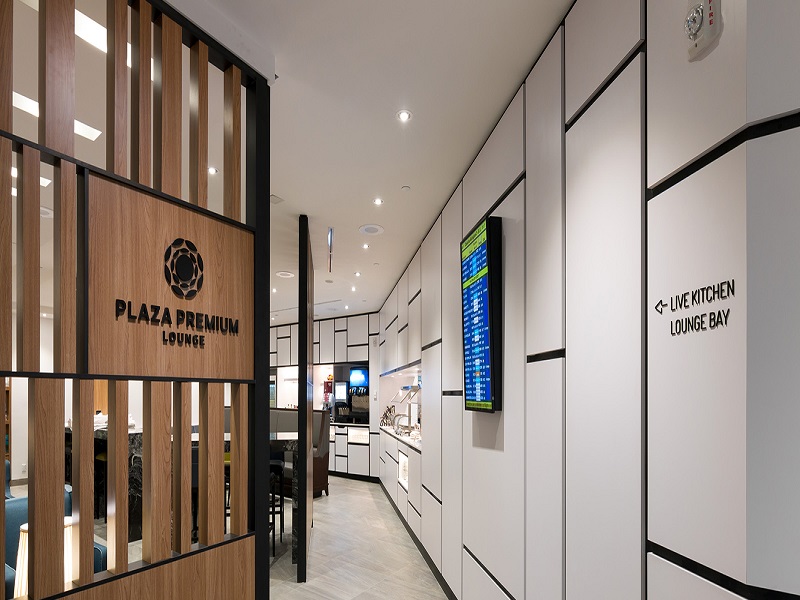 Plaza Premium Lounge (US Transborder, Terminal 3)